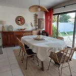Villa Plaisirs De *