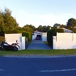Villa Plaisirs De